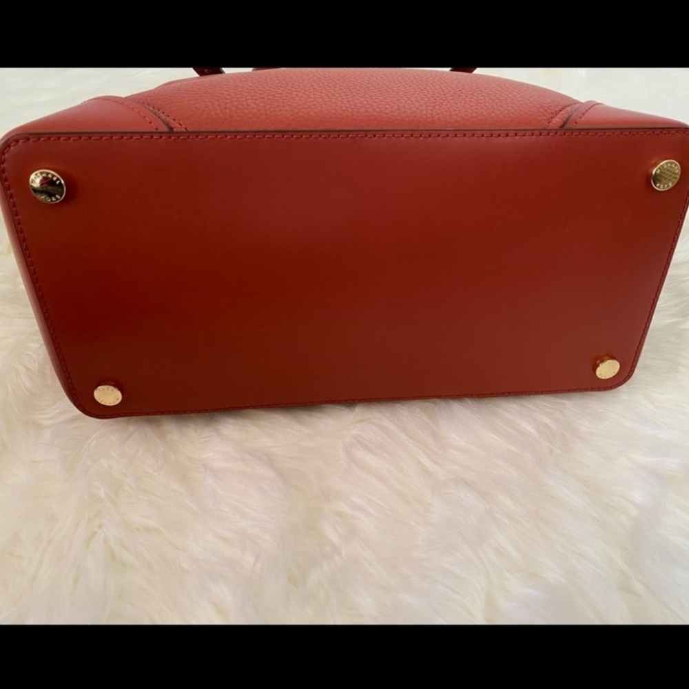 Michael Kors Aria Large Tote - Picture 3 of 4